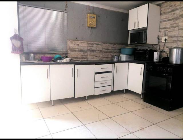 12 BEDROOM HOUSE FOR SALE IN SOSHANGUVE SOUTH